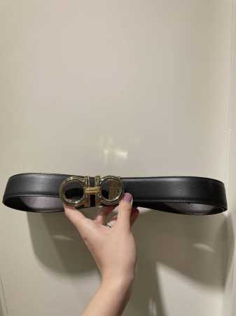 原厂皮 Fg菲拉格慕 男士皮带3.5Cm 采用进口平纹牛皮 纯铜五金扣 自由裁剪 8字寓意的腰带万贯 高雅华贵与实用性并存 是高辨识度的成功男士不二之选 西装 - 点击图像关闭