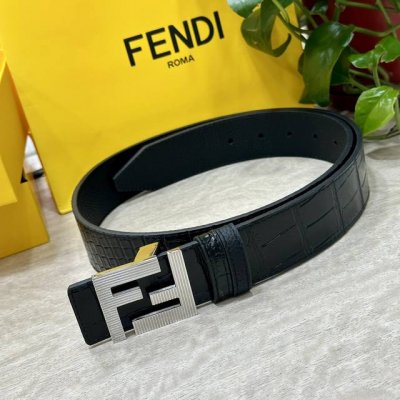 Fendl 芬迪 宽40Mm双面原版小牛皮 搭配单钌钯电镀扣 完美的手感.油边 出众的设计.风格 高贵奢华 时尚大方 高清实拍 货真价实 品质保证 双面用