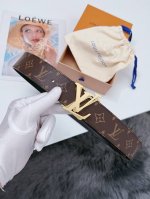 特 Lv.路易威登 全套包装 原版品质 代工厂货品 40Mm宽度 正品一体铸造五金钢扣，原厂皮料 双面原厂定制面料，区别市场货