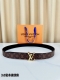 Louis Vuitton经典Monogram皮带，3.0宽水波纹底设计，标志性Lv金属扣头彰显优雅。黑色可选，兼具时尚与实用，为造型点睛之选
