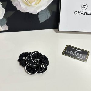 特 单个 配专柜包装 Chanel 香奈儿 最新山茶花爆款来啦 中古Vintage复古五金发圈 优雅的Girl值得入手 非常好搭配 气质有品位
