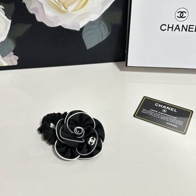 特 单个 配专柜包装 Chanel 香奈儿 最新山茶花爆款来啦 中古Vintage复古五金发圈 优雅的Girl值得入手 非常好搭配 气质有品位