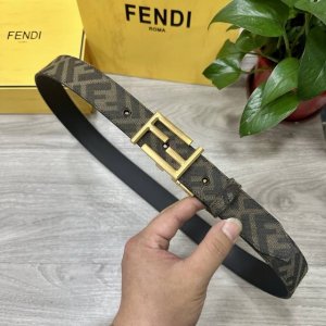 Fendl 芬迪 专柜同款 宽3.5Cm 原版定制布料 Ff图案布料材质 黑色皮革内衬 单钉镀钯金属配件 时尚潮流 经典系列