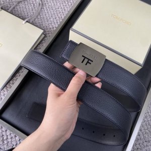 Tom Ford 汤姆福特。新品高端双面小牛皮，简约商务男士腰带，4.0Cm宽，双面使用，配原版包装