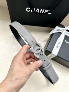 特 宽度3.0Cm Chanel香奈儿简约时尚潮流百搭平滑扣施洛华水晶满钻金属钢扣、牛皮皮带女款 此腰带多色可选！