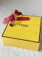 Fendi 芬迪 女士小腰带 宽2.0Cm 头层全粒面牛皮内衬磨砂皮 独特造型五金搭扣