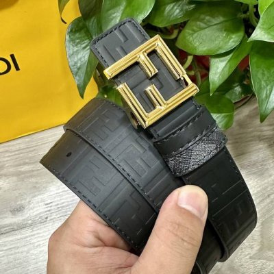 图片包装＋10 Fendi 芬迪 专柜同款 宽3.0Cm 双环正反用腰带 Ff按钉搭扣 黑色Cuoio Romano皮革材质 反面面料带有烟草灰和黑色Ff图案