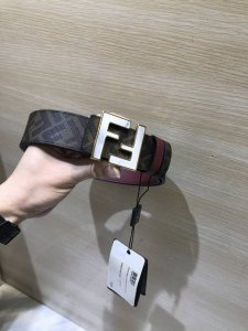 新款 Fd 宽38 Mm 支持Nfc 芯片扫描，标志造型皮带，原版亮面间色 亚克力F铆钉扣，进口原版小牛皮压花制成，镀金表面金属制品，品质保证，非市场通货！
