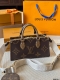 复刻版 牛皮 全钢 Lv 新品 Onthego East West横款 Onthego绝对是通勤工具包必备单品之一轻盈容量大百搭最最关键不娇气小号的尺寸刚刚好也