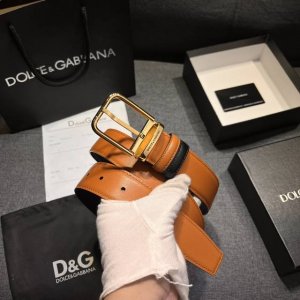特 Dg， 杜嘉班纳 新款 宽3.5Cm高级定制款男士皮带 鸵鸟纹 双面头层牛皮，真材实料 很有质感 时尚经典不失风范 可自行裁剪 ！