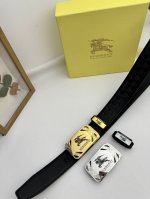 品名：巴宝莉 自动带 材质：原单牛皮腰带 百分百头层牛皮腰带保证真皮，24K纯钢扣，专柜原单品质、做工精细，时尚大牌，送人自用首选 包装： 请认准如图专柜包装赠