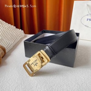特P190 【普拉达】 Prada进口小牛皮，手感细腻柔软，搭配纯钢自动精品扣，男士必备！宽度：3.5Cm