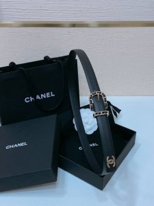 chanel Cc 小牛皮、经典针扣 链条Logo金属 手感柔软 细腻2.0Cm精品