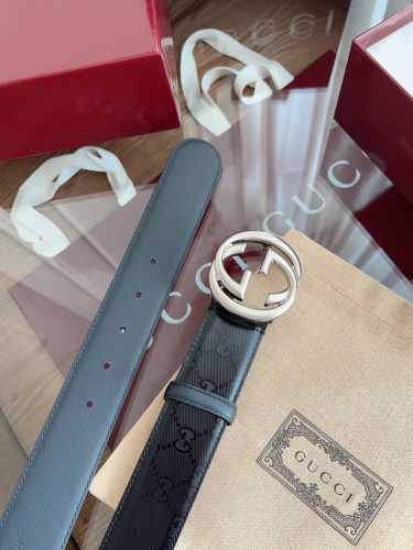 Gucci 经典Pvc定制亮光面料 宽度4.0Cm 专柜新版Logo横标，原版进口南非皮底，精品双G铜扣 高端品质，不惧对比。