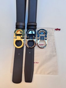 特 Ferragamo 菲拉格慕 宽度:3.5Cm 带身双面进口小牛皮 支持芯片扫码 长度可自行裁剪 让你体验专柜般的感觉 经典款升级版更深层体验 360度无死