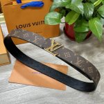 图片包装 Lv.路易威登 宽40Mm双面原版小牛皮 搭配单钌钯电镀扣 完美的手感.油边 出众的设计.风格 高贵奢华 时尚大方 高清实拍 货真价实 品质保证 双面