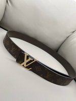 特 P150 Lv 路易威登 4.0經典代表帆布面料 進口牛皮針紋牛皮料或樹高皮料可選擇 帶Nfc可查詢 精緻經典代表字母扣。