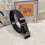 品名：爱马仕.Hermès 原单 材质：原单牛皮腰带 百分百头层牛皮腰带保证真皮，24K纯钢扣，专柜原单品质、做工精细，时尚大牌，送人自用首选 包装： 请认准如