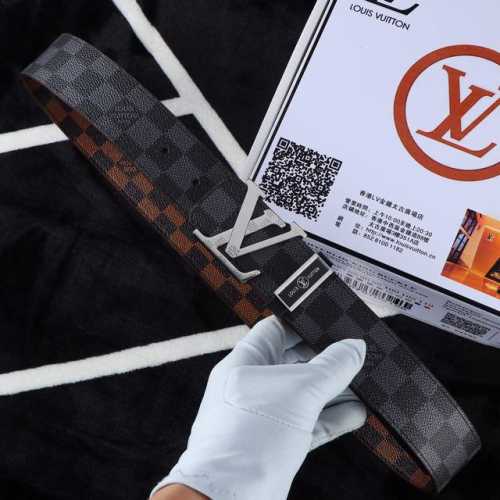 品名：Lv..路易..威登双面用 型号：认准如图专柜包装，赠送打孔器材料：百分百头层牛皮，24K纯钢扣双面花纹，双面可用，保证真皮。专柜同等质量， 送人自用首选