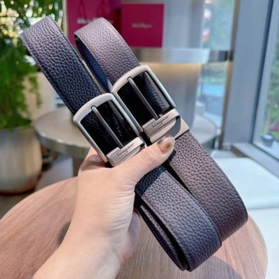 礼物礼物菲拉格慕 Ferragamo 原版Ferragamo新款 同步皮带 尺寸3.5Cm，双8互扣式金属配件，专柜最新款花纹 头层牛皮，黑色配咖啡 完美工艺秘