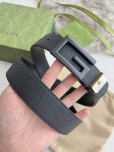 品名：古驰.Gu...Cci 原单 腰带 皮带 型号：挂扣，纯铜材质原版旋转扣头，头层牛皮，图片实物拍摄 材料：百分百头层牛皮，保证真皮。24K纯铜扣专柜同等质