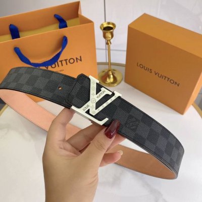 配全套包装礼盒 Lv 代工厂货品 4.0宽度 正品一体铸造五金，原厂皮料。