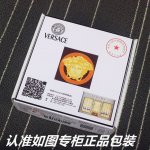品名：范思哲.Versace原单 型号：认准如图专柜包装，赠送打孔器 材料：百分百头层牛皮，保证真皮。美人头钢扣，涂鸦工艺专柜同等质量， 送人自用首选 包装：
