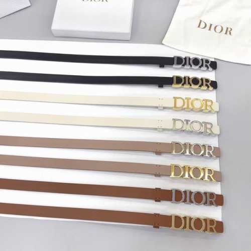 2.0Cm迪奥 双面头层小牛皮 原厂皮料订制 质感柔软 做工精细 搭配铜扣 时尚百搭.码数：75.80.85.90.95.100欧 。