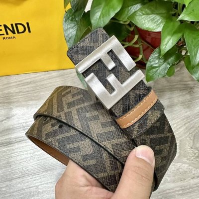 图片包装＋10 Fendi 芬迪 专柜同款 宽4.0Cm 双环正反用腰带 Ff按钉搭扣 土黄色Cuoio Romano皮革材质 反面面料带有烟草黄和黑色Ff图案