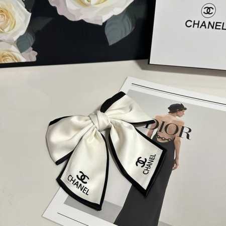 特 配专柜包装 Chanel 香奈儿 最新蝴蝶结中古发夹# 信我！人手必备的单品 这件必须买 洋气神仙颜值 小仙女要收了它，谁戴谁好看～ - 点击图像关闭