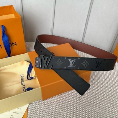 特 寬：40Mm Louis Vuitton 腰帶 頂級原單品質 寬度40毫米 丝印专柜大花图案 搭配最新款五金 專櫃款號 細節看圖 市場獨家版本 ！碼數齊！