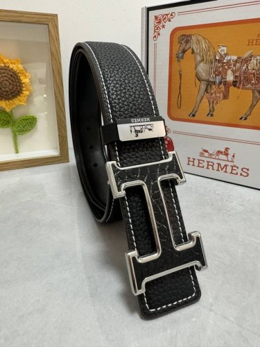 品名：爱马仕.Hermès 原单 材质：原单牛皮腰带 百分百头层牛皮腰带保证真皮，24K纯钢扣，专柜原单品质、做工精细，时尚大牌，送人自用首选