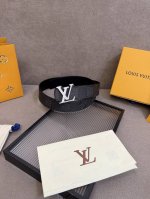 路易威登 Lv 全套包装 40Mm宽度 正品一体铸造五金钢扣，原厂皮料 双面原厂定制面料，可双面使用！区别市场货