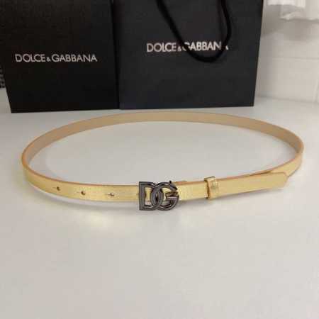 D&G 杜嘉 班纳双面小牛皮腰带，缀以电镀金属 Dg 徽标搭扣。简约百搭，精品宽度1.5Cm， - 点击图像关闭