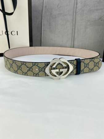 宽度4.0Cm Gucci Marmont系列每一季都会推陈出新 为灵感源于70年代的标志性镶嵌施华洛世奇元素水晶Gg钢扣 配件注入现代精髓 Supreme帆布 - 点击图像关闭