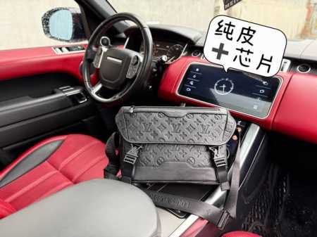 纯皮 高端货 “ Louis Vuitton ”Lv单肩包 路易威登邮差包 M25121 Louis Vuitton Messenger Voyager Pm - 点击图像关闭