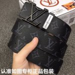 品牌：Lv.路易威登 型号：原单！请认准如图专柜包装 等级：意大利进口百分百头层牛皮，Lv.路易威登，世界著名奢侈品品牌。进口头层牛皮，国外专柜