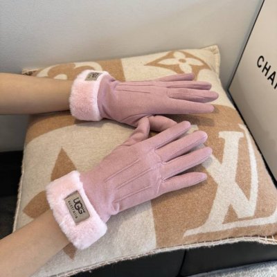 Ugg2025秋冬懒兔毛羊毛手套值得对比同款不同品质，秒杀市场差产品，羊毛十懒兔毛内里加绒 经典不过时款.喜欢可以入手了，这种品质的今年用了明年还能用 配盒子码