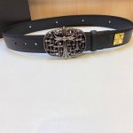 克罗心 十字架精品扣搭配原头层荔枝皮腰带，宽度3.7Cm。带身装饰纯铜小五金 镀真金哦