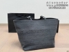 亚历山大王托特包 Alexander Wang 拿到手真的特别惊喜 手感很好 各位辣妹心动了吗 尺寸：底31高30