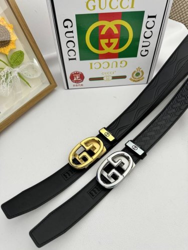 品名：古奇.Gu...Ci 自动带 材质：原单牛皮腰带 专柜原单品质、做工精细，时尚大牌，送人自用首选包装： 请认准如图专柜包装赠送打孔器手提袋专柜礼盒宽度3.