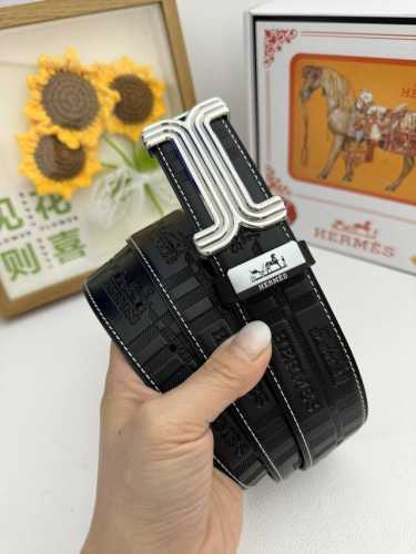 品名：爱马仕.Hermès 原单 材质：原单牛皮腰带 百分百头层牛皮腰带保证真皮，24K纯钢扣，专柜原单品质、做工精细，时尚大牌，送人自用首选 包装： 请认准如