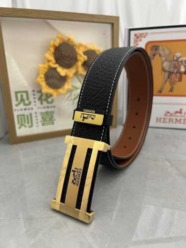 品名：Versace.范思哲 材质：原单牛皮腰带 百分百头层牛皮腰带保证真皮，24K纯钢扣，专柜原单品质、做工精细，时尚大牌，送人自用首选 包装： 请认准如图专