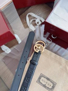Gucci 表面头层小牛皮 宽度3.0Cm 专柜新版Logo横标，原版进口南非皮底，精品双G铜扣 高端品质，不惧对比。