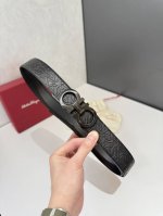 菲拉～格慕 Salvatore ～Ferragamo 是一家意大利奢侈品牌，以其高品质的皮革制品、鞋履和配饰而闻名。菲拉格慕的腰带是其经典产品之一，通常采用优质