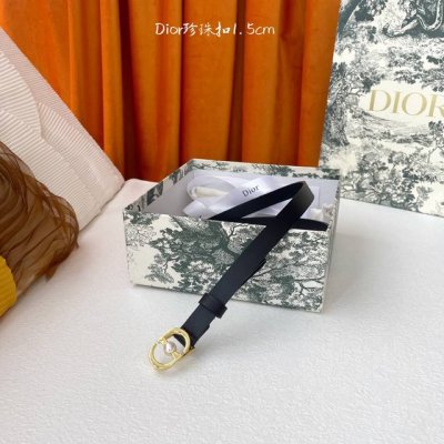 特 P180 Dior迪奥明星走秀款。全力打造精致优雅佳品，五金采用精湛的处理工艺，进口贵族牛皮，裙装裤装皆可用，百搭大方，宽1.5Cm