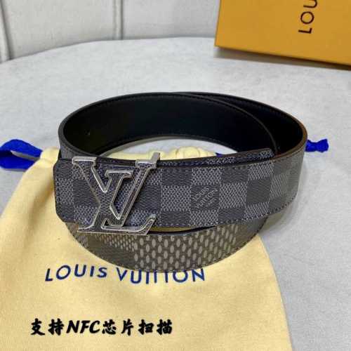 寬：40Mm 驢家2021早春新品 原單品質 寬度4.0Cm 雙面可用 全新摩登時尚的帆布襯托原廠小牛皮底 搭配經典而精緻的搭扣設計 頂級材料 頂級手工 支持n