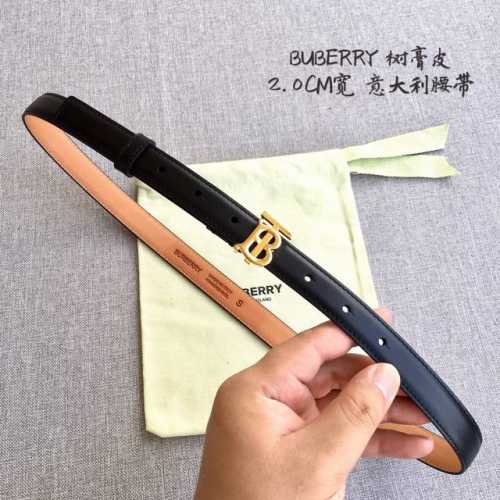 品牌:博柏利 价格:特 尺寸:带宽20Mm 正品尺寸 五金材质:专柜精品扣，真空电镀，工艺精细 带身材质:天然头层牛皮，质感十足，手感柔软。时尚个性，经典百搭！