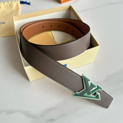 原版包装1.0 L0Uis Vuitt0N 今 驴家男士原單腰帶 寬度35毫米 腰带采用一面荔枝纹Togo皮一面进口小牛皮底 双八字头尾设计款 搭配新款设计精钢