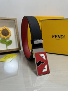 品名：芬迪 Fendi 原单 材质：原单牛皮腰带 百分百头层牛皮腰带保证真皮，24K纯钢扣，专柜原单品质、做工精细，时尚大牌，送人自用首选 包装： 请认准如图专